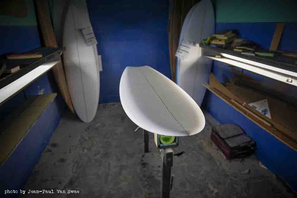 BOARD WITH NO NAME | ボード・ウィズ・ノー・ネーム